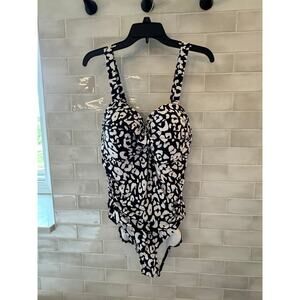 Black White Animal Print One Piece Swimsuit 18W Underwire Adjustable Straps NWT
